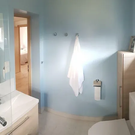 Luha Private House *